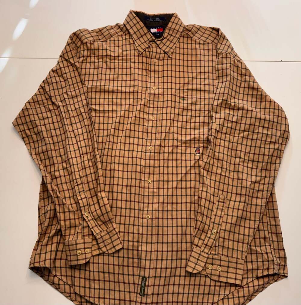 Vintage Tommy Hilfiger Men's Long Sleeve Button Down Shirt Tan Brown Plaid Check